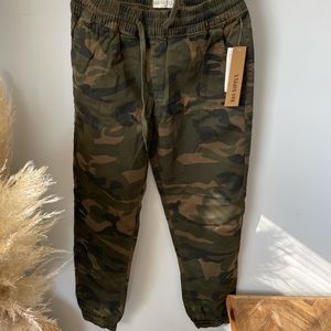 NWT camo jogger pants -